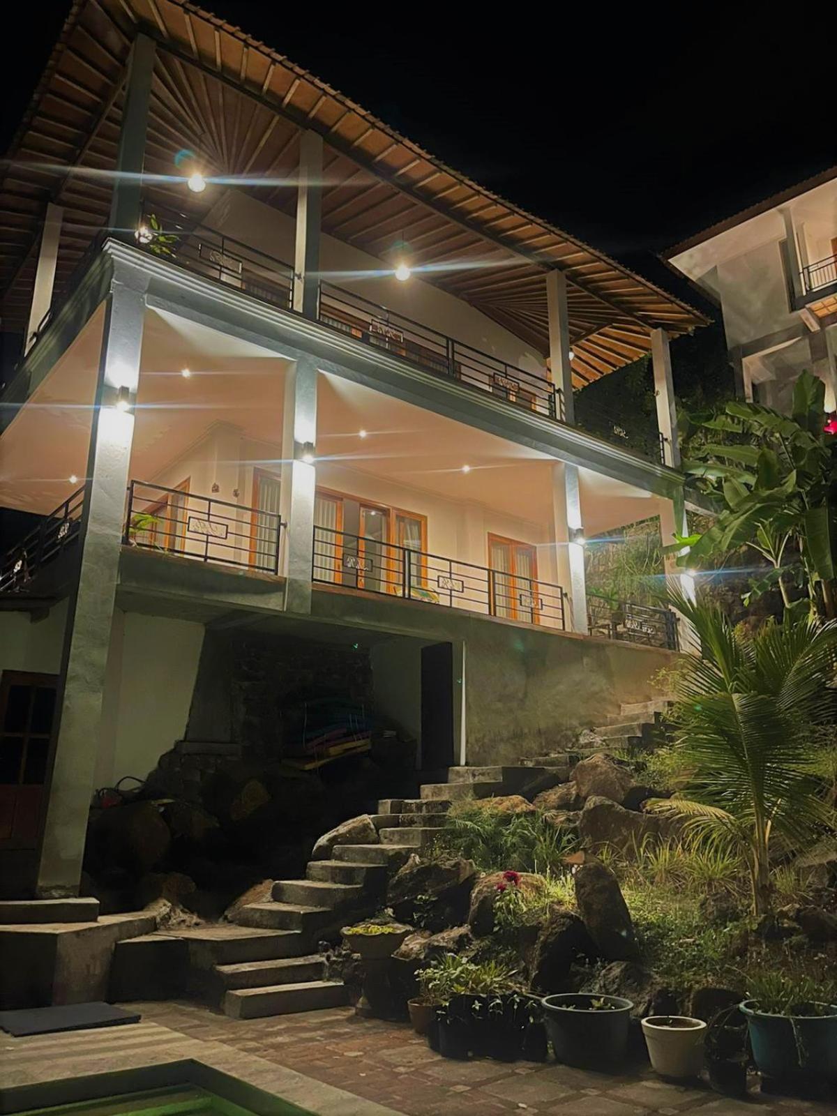 Liri Villa - Ocean, Hills, Valley View Lovina  Exterior photo