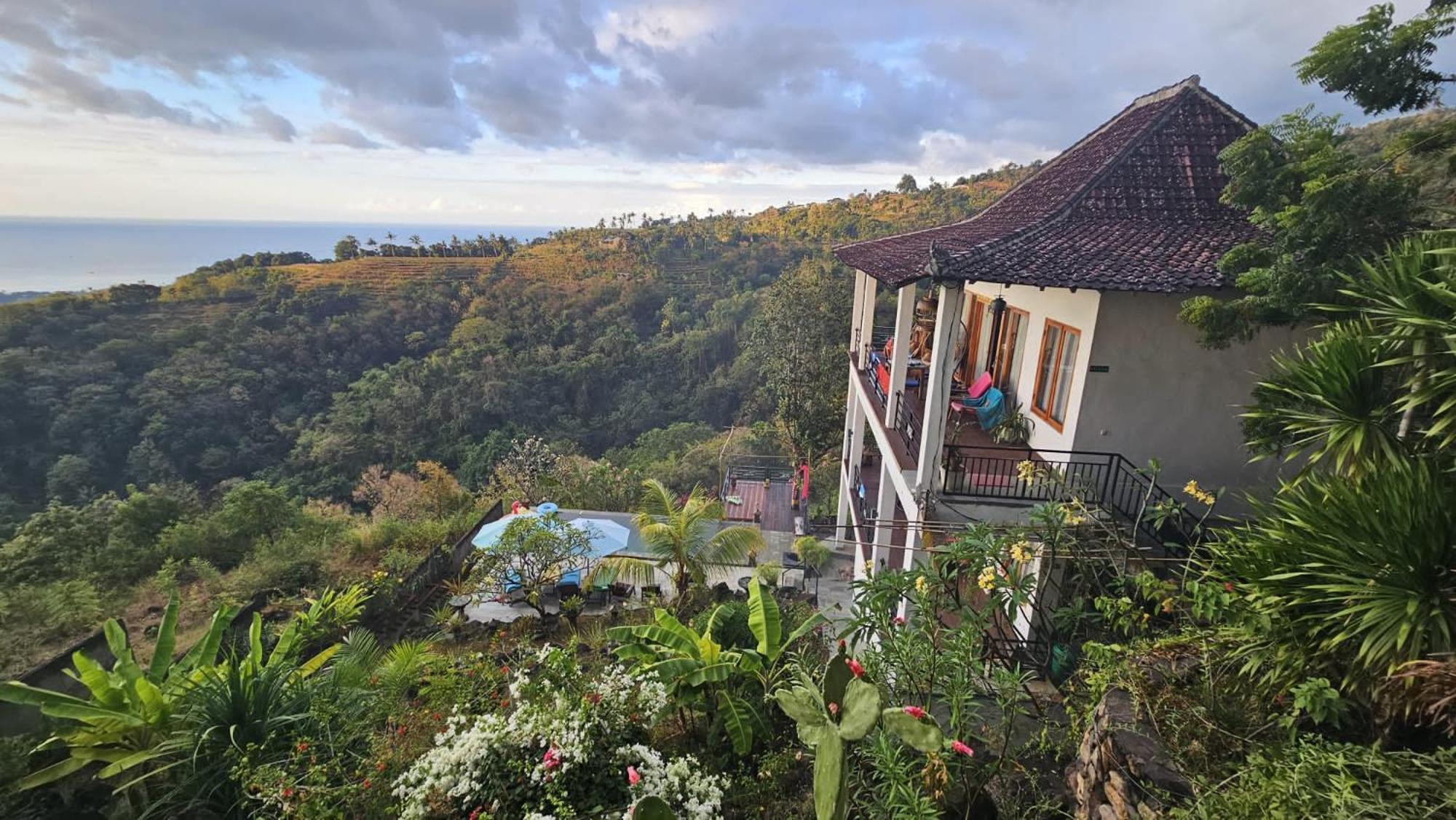 Liri Villa - Ocean, Hills, Valley View Lovina  Exterior photo